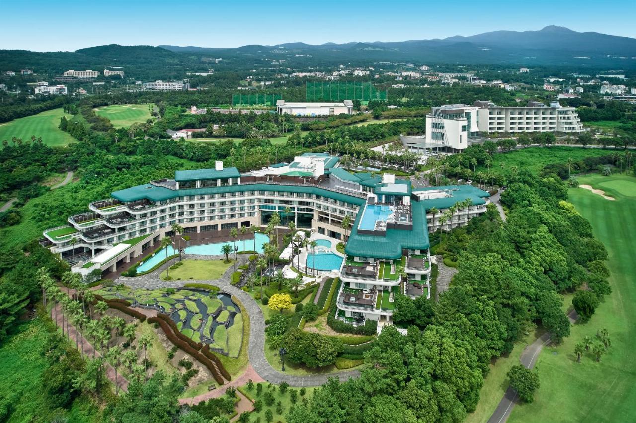 Grand Josun Jeju Hotel Seogwipo Bagian luar foto